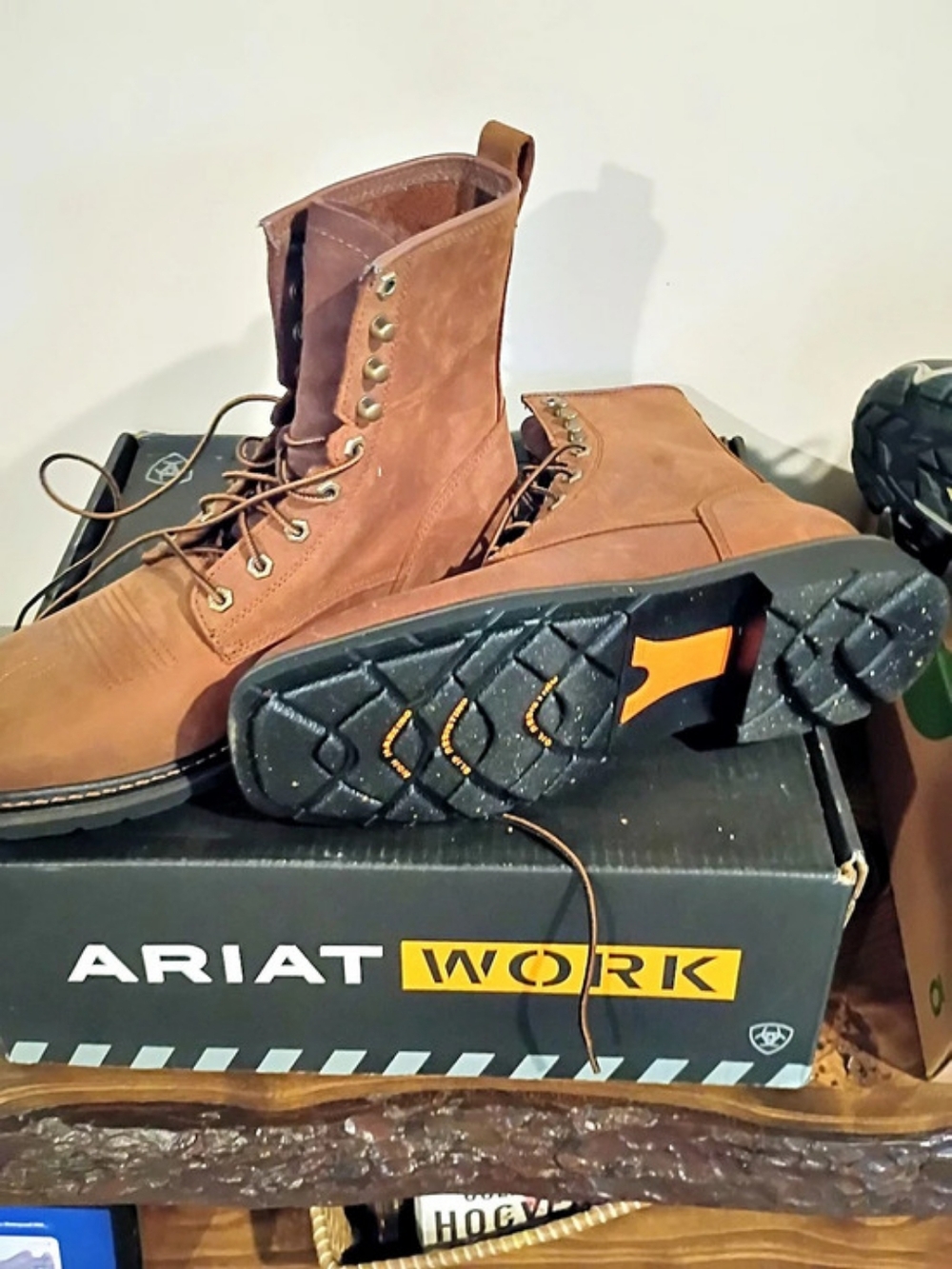 New Men's 11.5 EE WideAriat Cascade 8" Wide Square Toe Work Boot Boots Brown